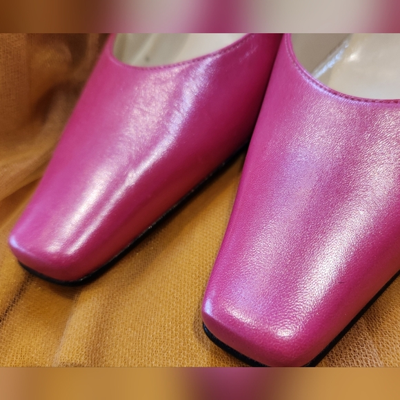Anne Klein Metallic Pink Heels - Picture 3 of 7